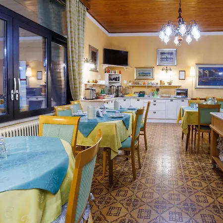 La Bussola Hotel Padenghe sul Garda