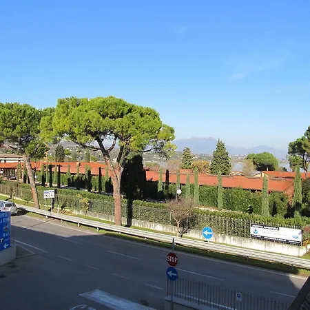 La Bussola Hotel