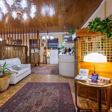 La Bussola Hotel