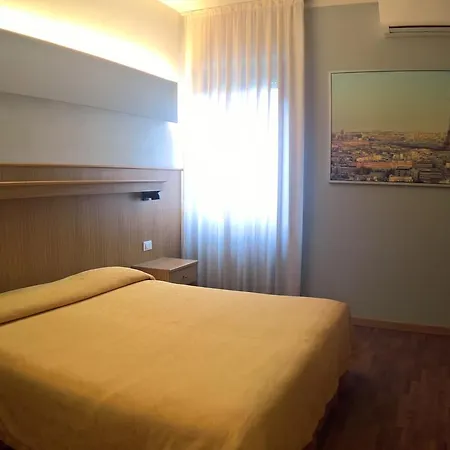 Hotel La Bussola Padenghe sul Garda