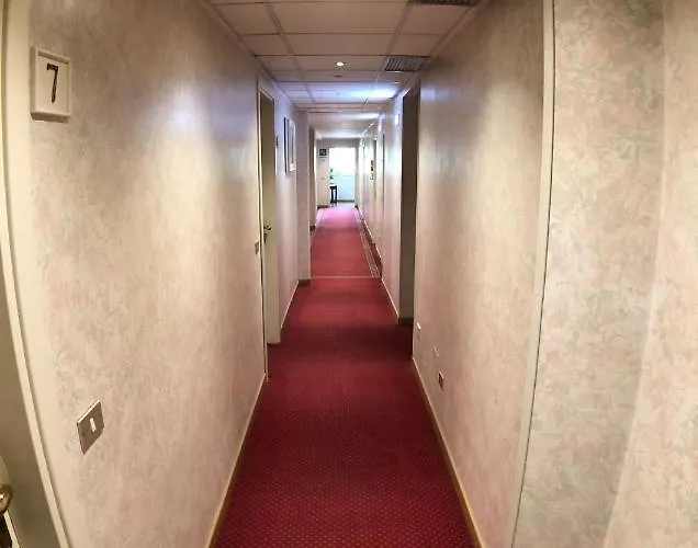 Hotel La Bussola 3*