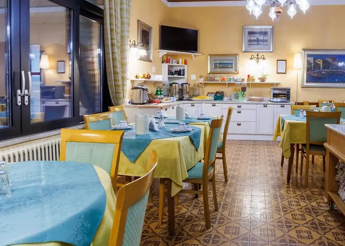 La Bussola Hotel Padenghe sul Garda