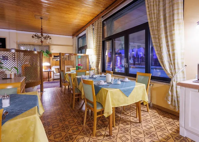 Hotel La Bussola 3*